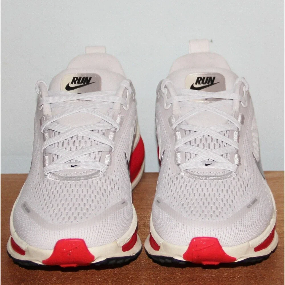 Nike Vomero 18 Running Shoes Mens 6 Womens 7.5 Platinum Tint Fire Red